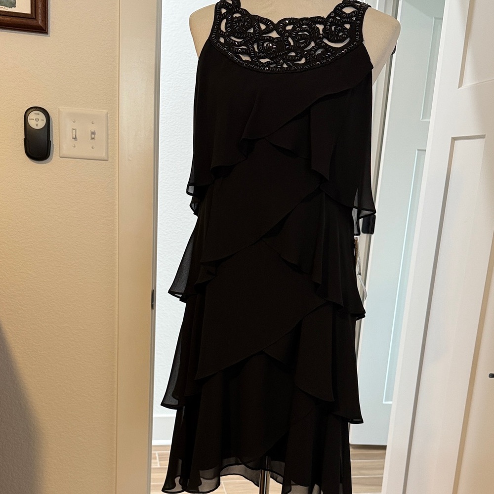 NWT Elegant Black Sleeveless TULIP Dress